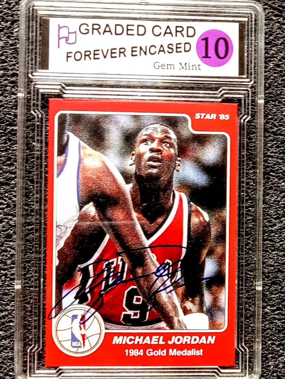 Michael Jordan Chicago Bulls Autograph Basketball Rookie Card